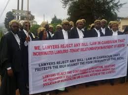 Manifestazione di avvocati anglofoni contro le politiche del Governo di Youndé