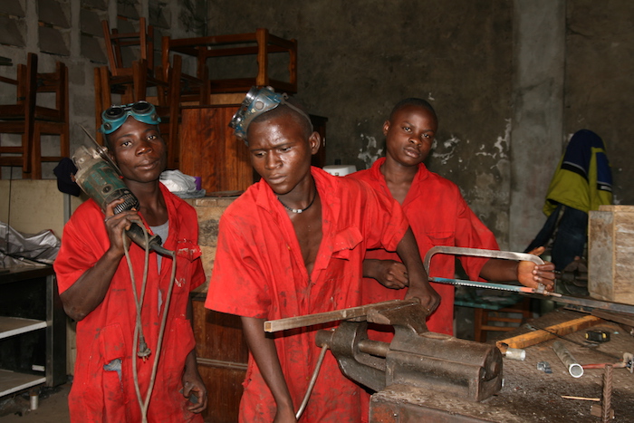 Formazione per i giovani a Kinshasa (RDCongo)