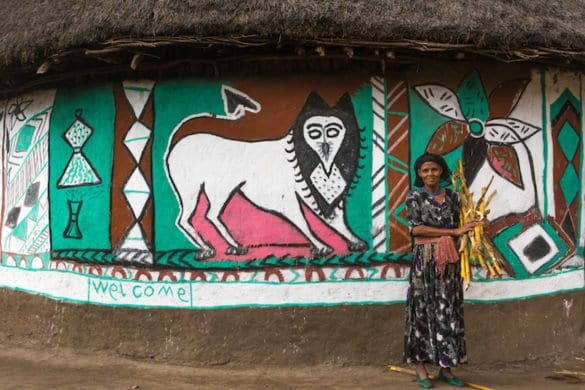 Etiopia: le colorate case degli Halaba Etiopia: le colorate case degli Halaba