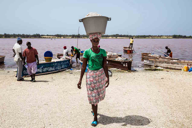 lavoratrice lago salato