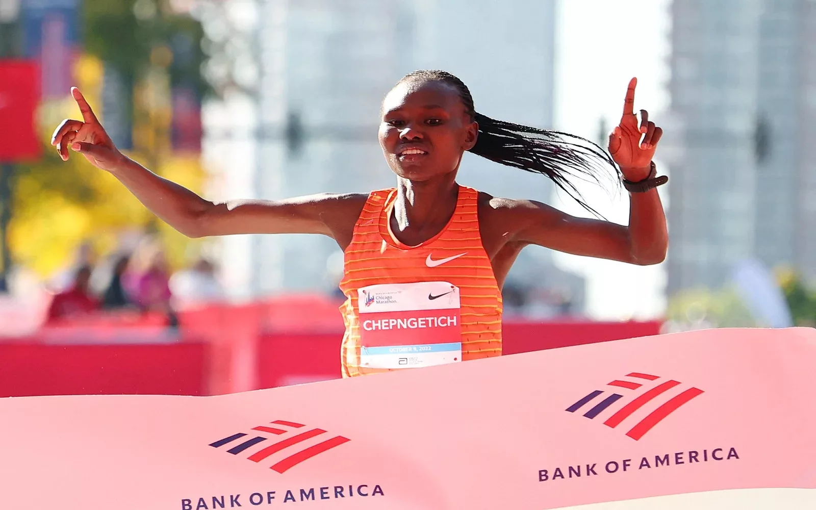 Kenya, Ruth Chepngetich stabilisce un nuovo record del mondo femminile di maratona
