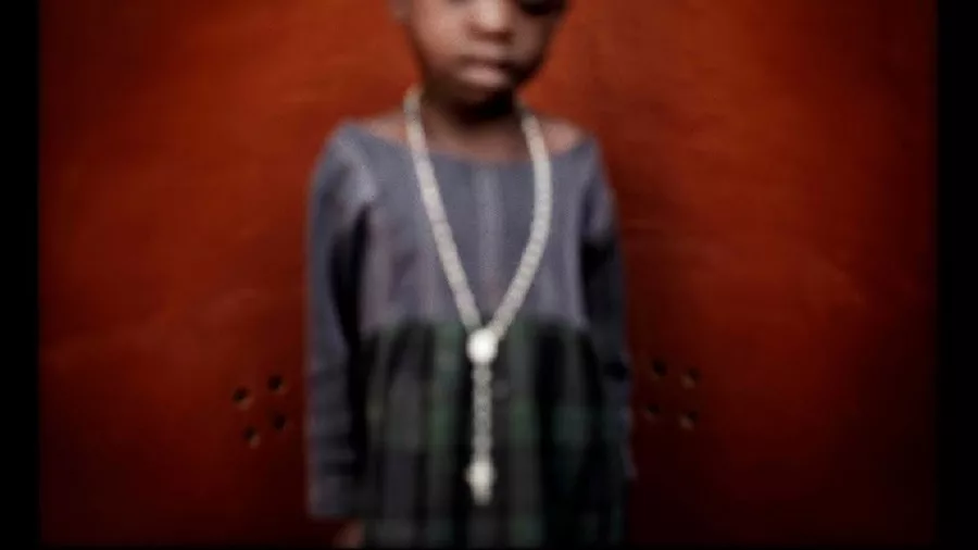 “Bambine streghe”: la maledizione della superstizione in Congo